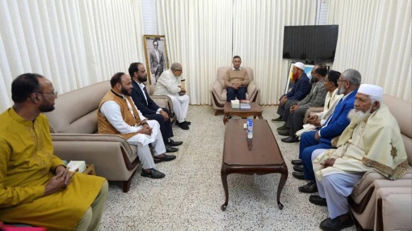 পারস্পরিক সহযোগিতার অংশ হিসেবে তারেক রহমানের সঙ্গে ১২–দলীয় জোটের নেতাদের সাক্ষাৎ