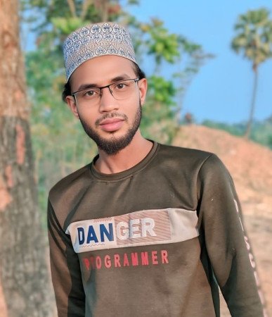 রেললাইনে দাঁড়িয়ে কথা বলার সময় প্রাণ গেল যুবকের!