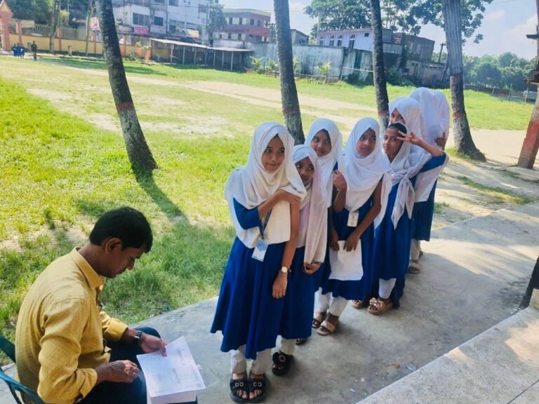 লালমাইয়ে ৯দিনে ২৮ হাজার শিশু পেল টাইফয়েড টিকা